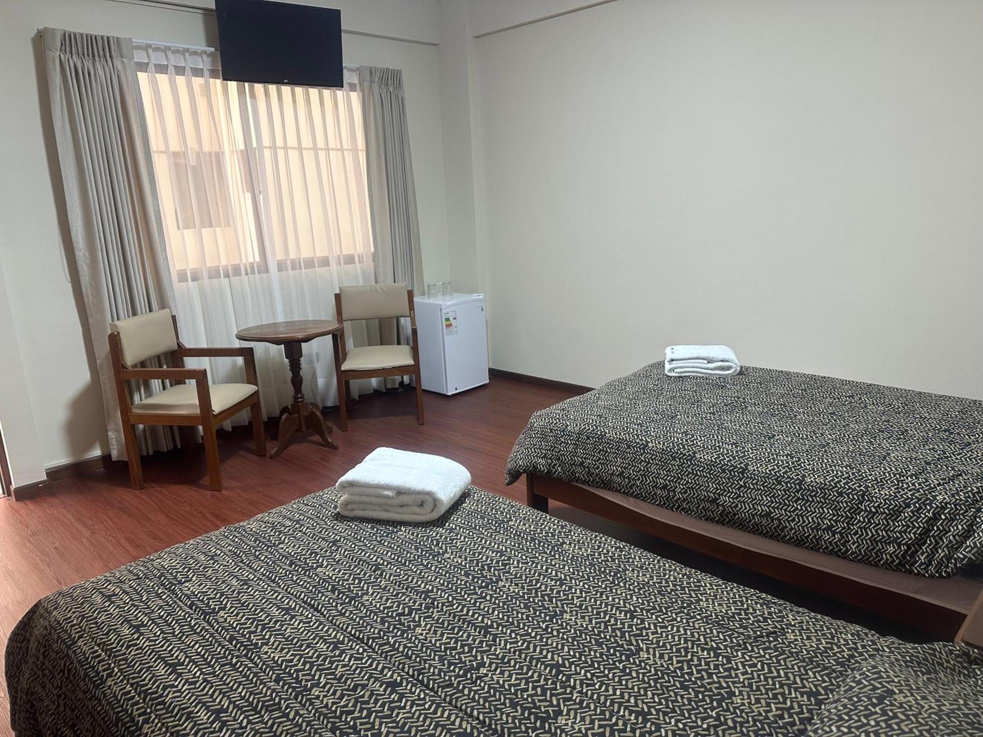 Hotel Oblitas Cochabamba Extérieur photo