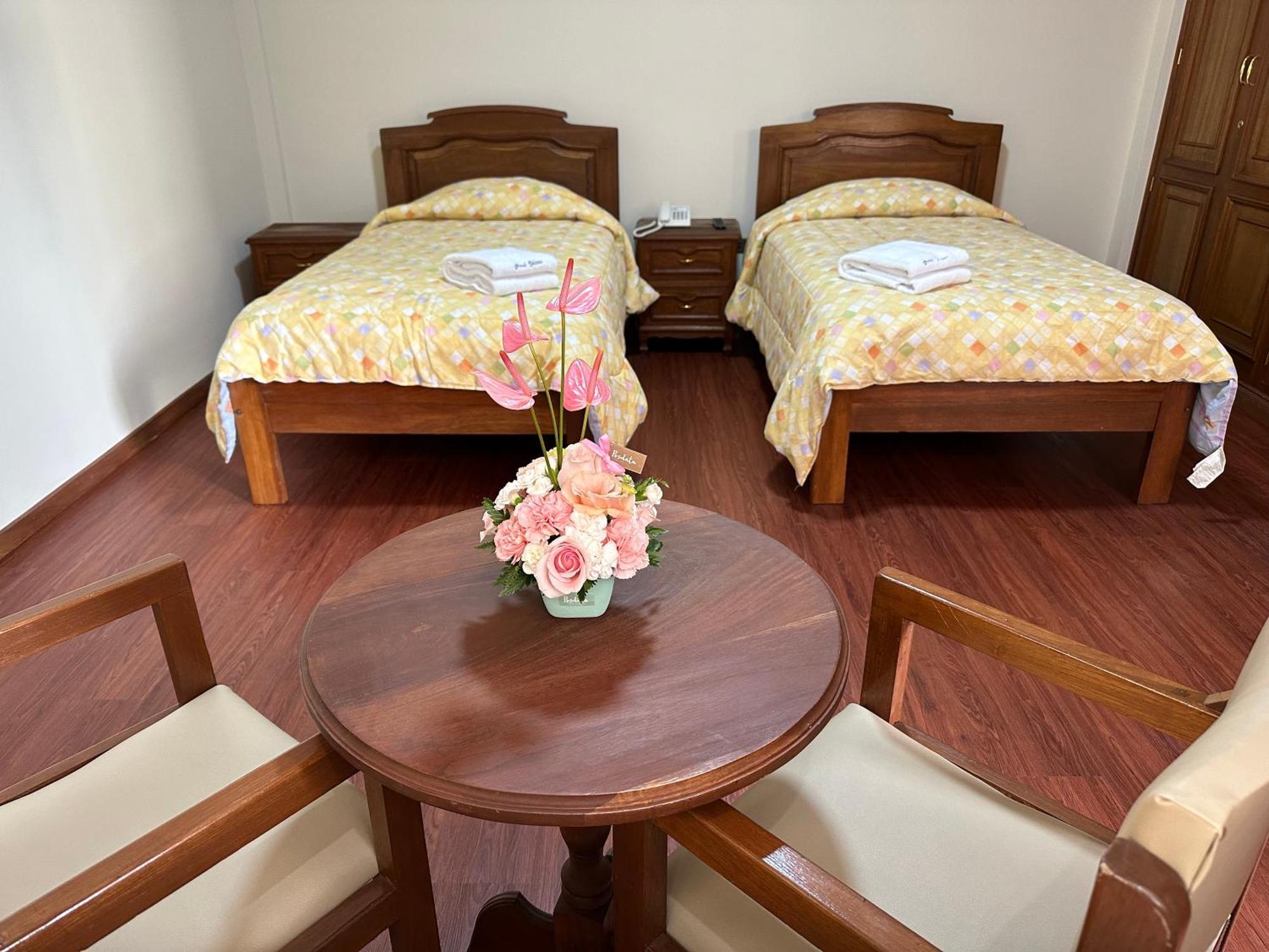 Hotel Oblitas Cochabamba Extérieur photo