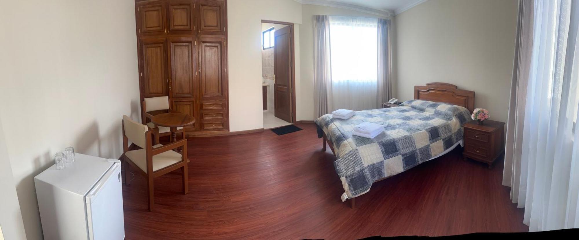 Hotel Oblitas Cochabamba Extérieur photo