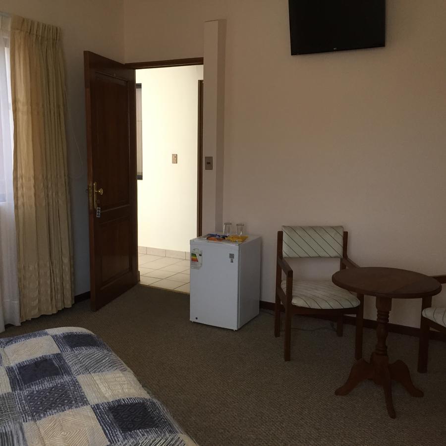 Hotel Oblitas Cochabamba Extérieur photo