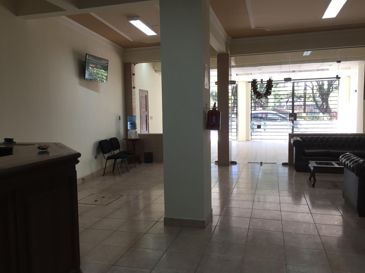 Hotel Oblitas Cochabamba Extérieur photo